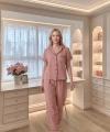 Kadın Pembe Pamuklu Yumuşak Doku Ultra Rahat Düğmeli Pijama Takım