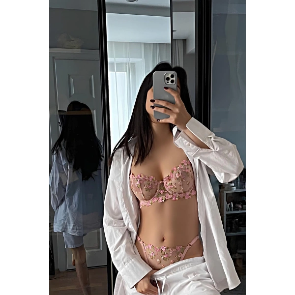 Prenses Yumuşacık Çiçekli Dantel Detaylı Balenli Sütyen Külot Takımı