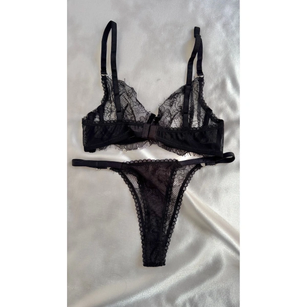 Siyah Dantel Balenli Kapsız Tül Sütyen Takımı
