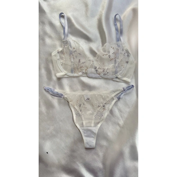Beyaz Premium Sütyen Takımı - Transparan Çiçekli Tül İç Giyim Seti