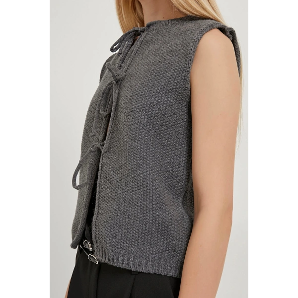 Kadın Bağlama Detaylı Basic Füme Crop Triko Yelek