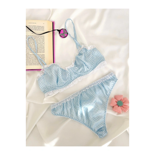 Petit Carré 4lü Kenarları Dantel Detaylı Saten Kapsız Balenli İç Çamaşırı Seti