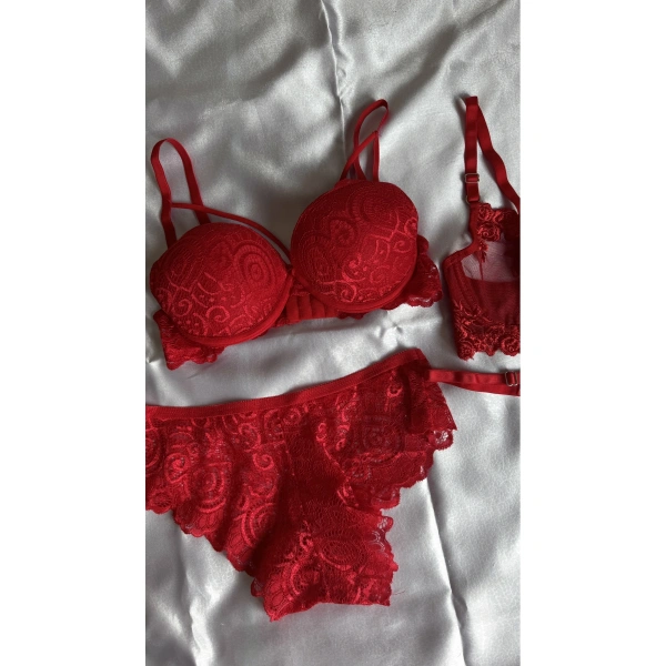 Yılbaşı Hediyesi 4lü Kırmıız İç Çamaşır Seti