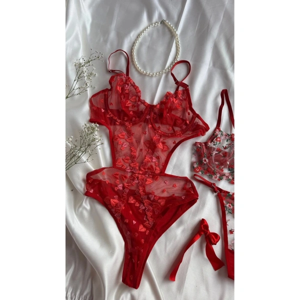 Yılbaşı Hediyesi Çeyiz Seti Kırmızı Transparan Bodysuit ve Balenli Kapsız Tül Sütyen Takımı