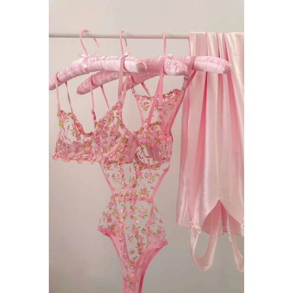 Çeyiz Seti Pembe Transparan Bodysuit ve Balenli Kapsız Tül Sütyen Takımı