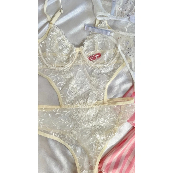 Yılbaşı Hediyesi Kadın 5li Saten Gecelik Sütyen Şort Çeyiz Seti