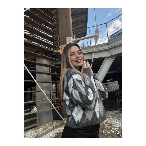 Gri Bisiklet Yaka Oversize Triko Kazak