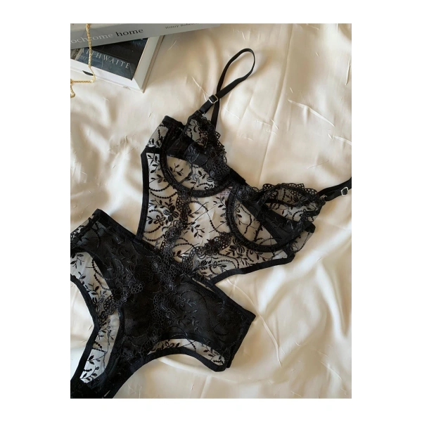 Yılbaşı Hediyesi Siyah Dantelli Brode Balenli Kapsız Transparan Bodysuit
