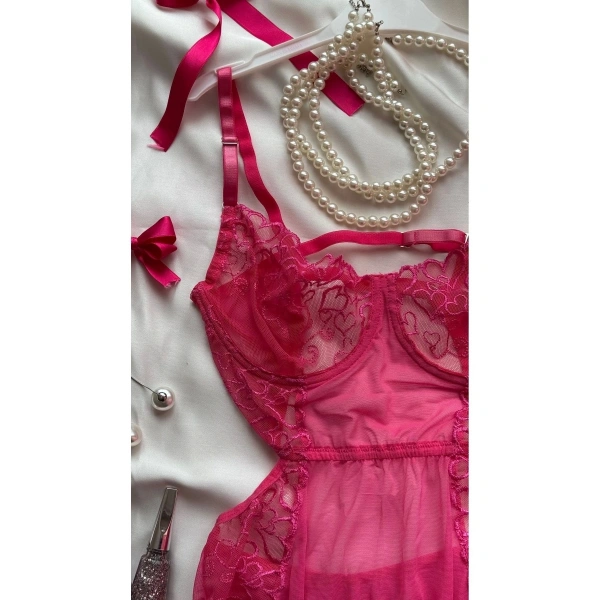 Amour Lace Bodysuit