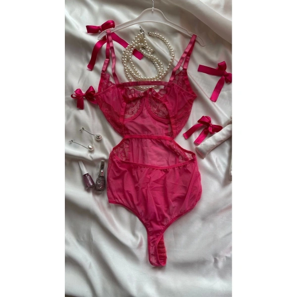 Amour Lace Bodysuit