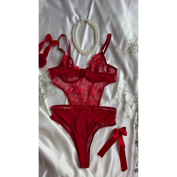 Yılbaşı Hediyesi Sevgililer Günü Özel Kırmızı Kalpli Brode Balenli Kapsız Bodysuit