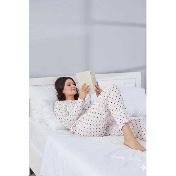 Yılbaşı Hediyesi Kadın %100 Pamuklu Uzun Kol Kalpli Pijama Takımı