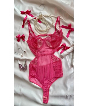 Amour Lace Bodysuit