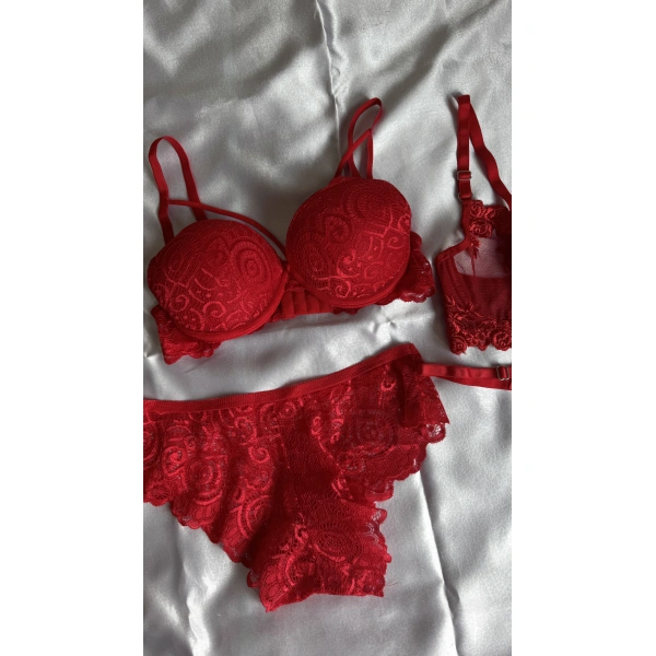 4lü Kırmıız İç Çamaşır Seti