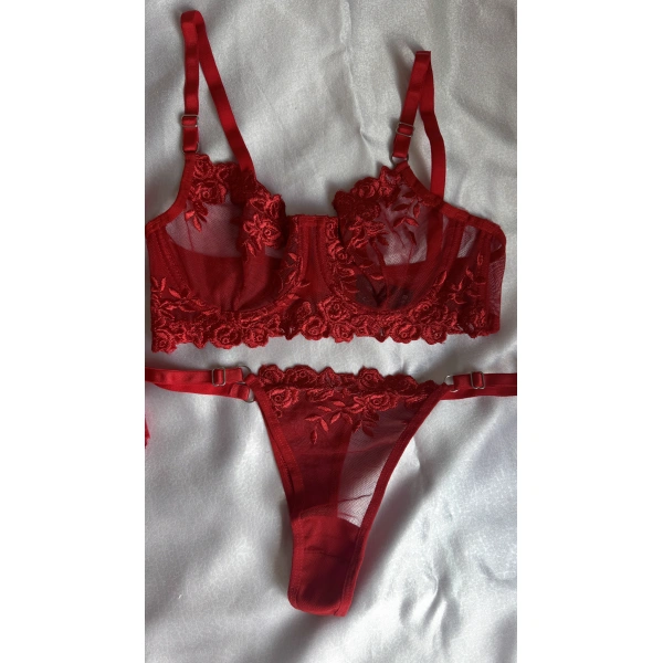 4lü Kırmıız İç Çamaşır Seti