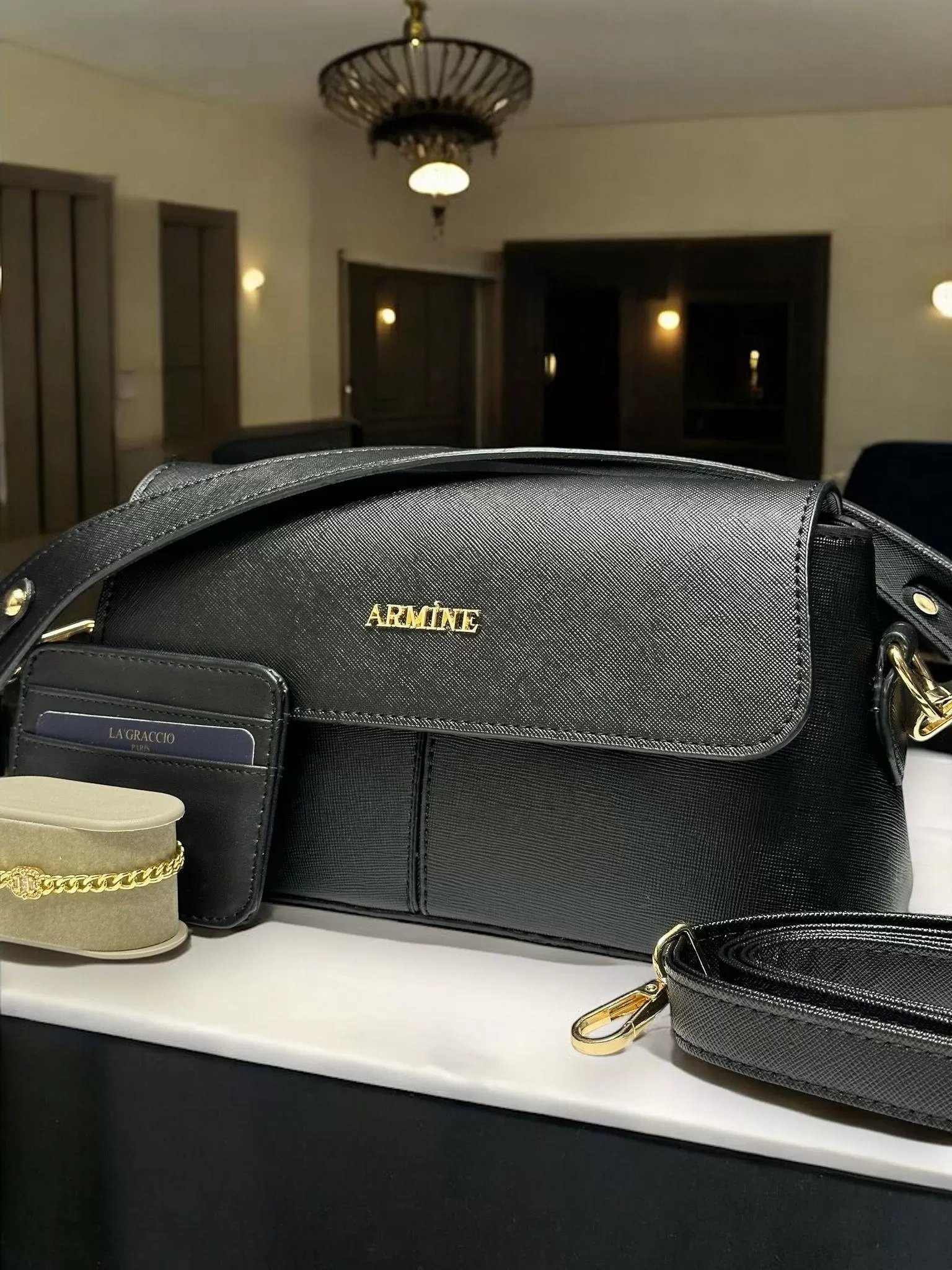 Armine Kartlık ve Bileklik Hediyeli El Ve Kol Çantası Omuz Çantası