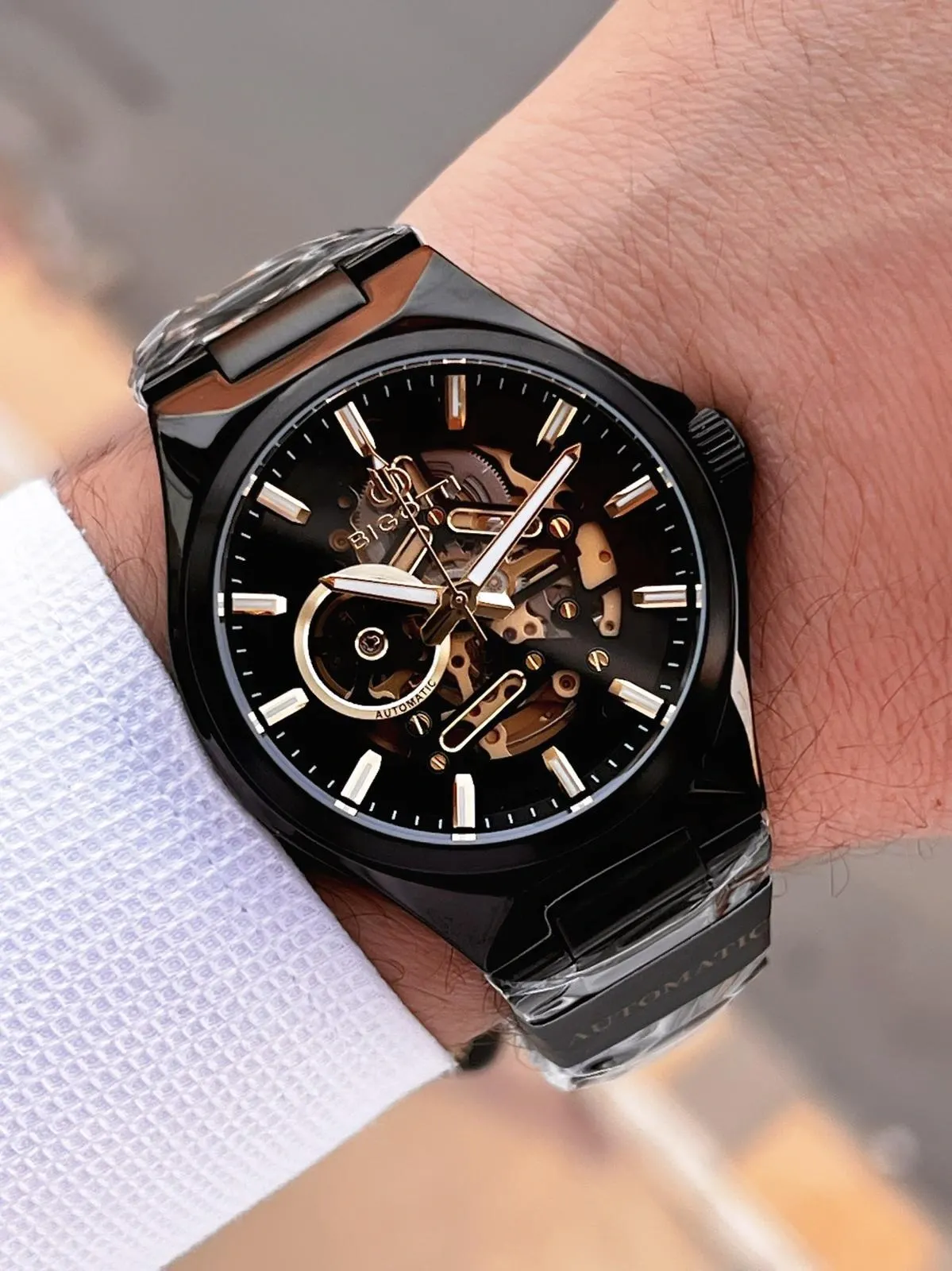 Bigotti Otomatik Ve Kurmalı Çelik Karatma Ve Renk Atma Yapmaz 5 Atm Erkek Kol Saati EBG.10683.5