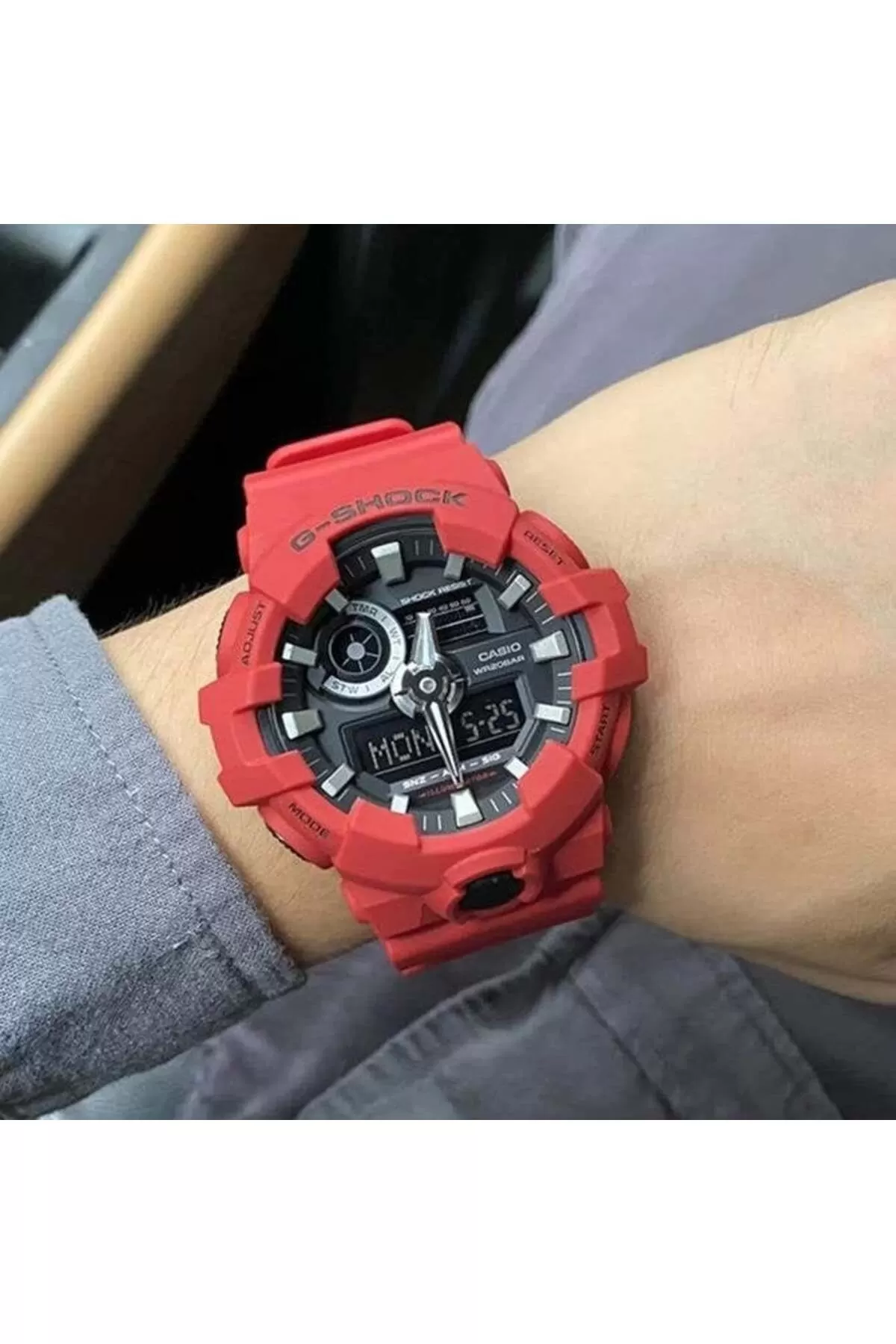 Casio Ga-700-4adr G-shock Erkek Kol Saati