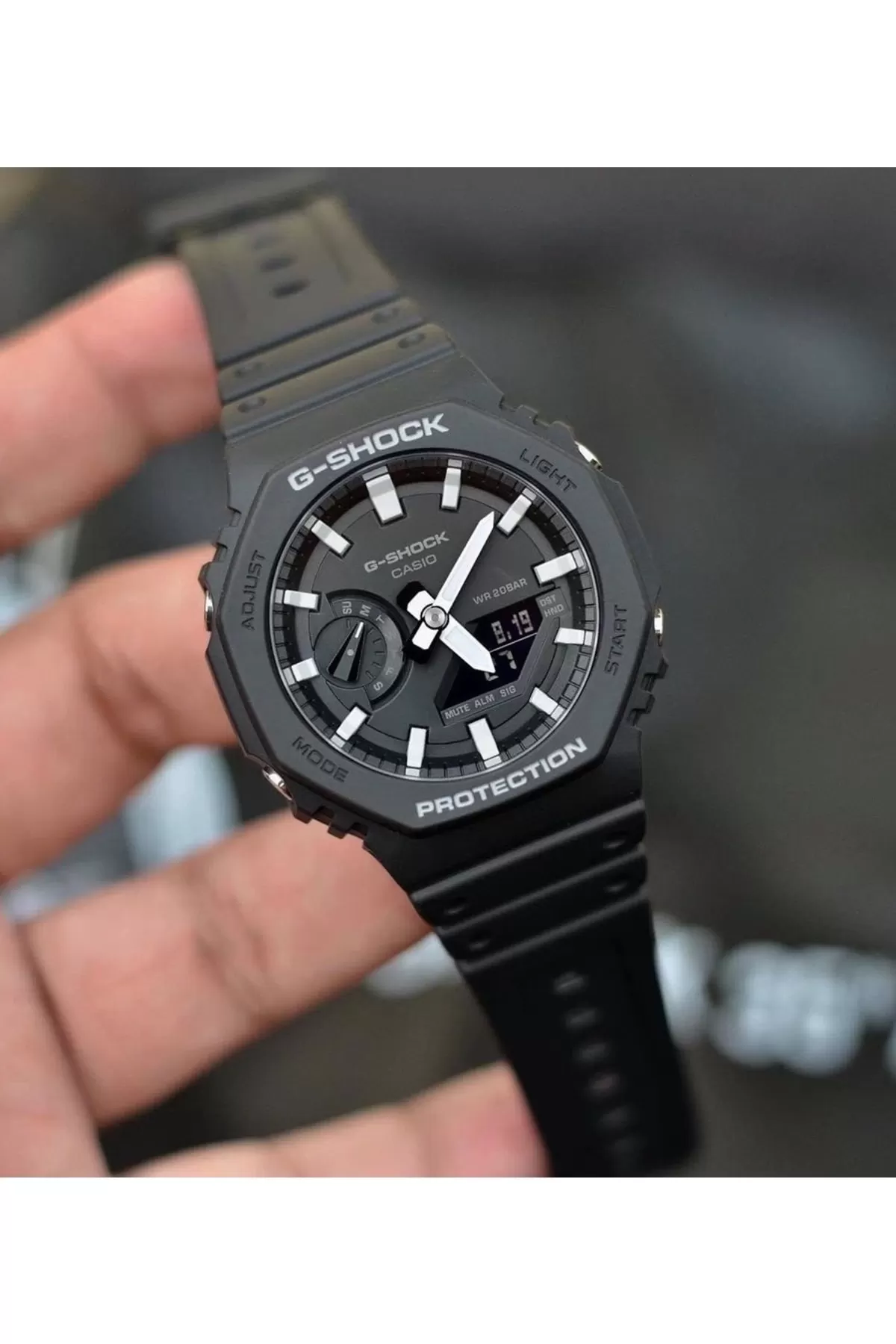 Casio Unisex G-Shock Kol Saati GA-2100-1ADR