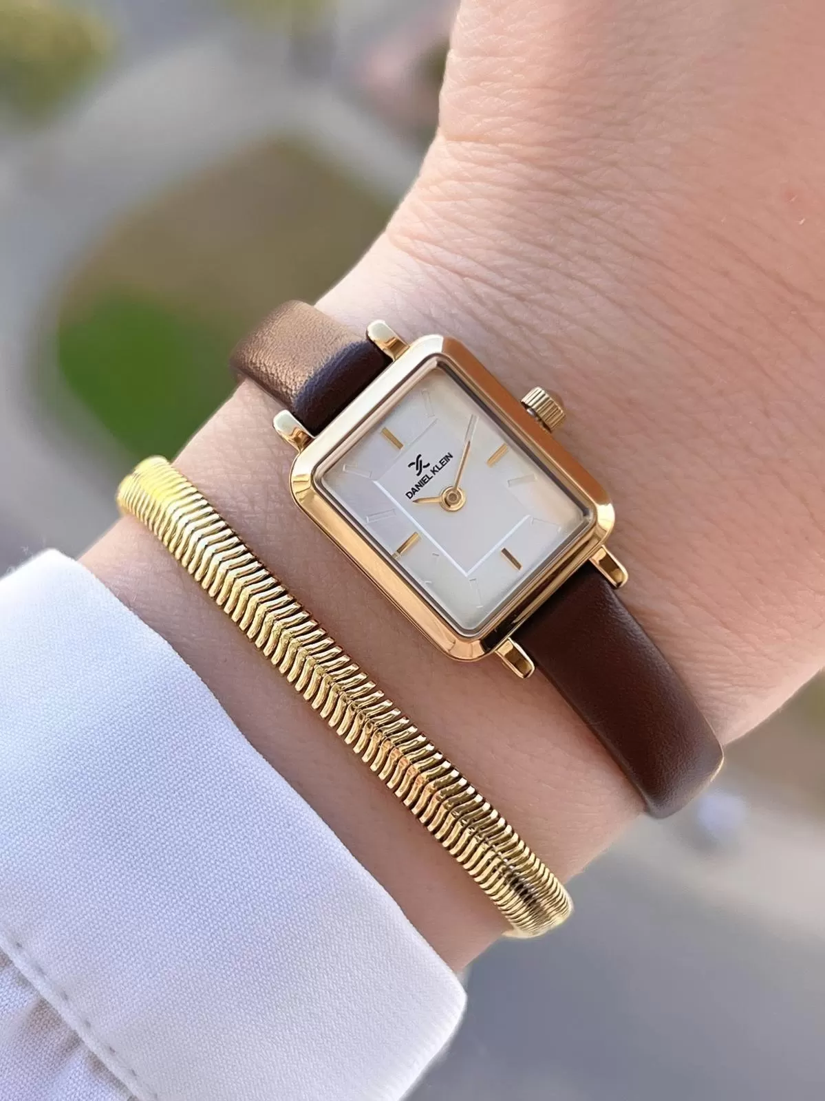 Daniel Klein 18 mm Mini Kasa Retro Vintage Deri Kordon 2 Yıl Garantili Kadın Kol Saati 10862.2