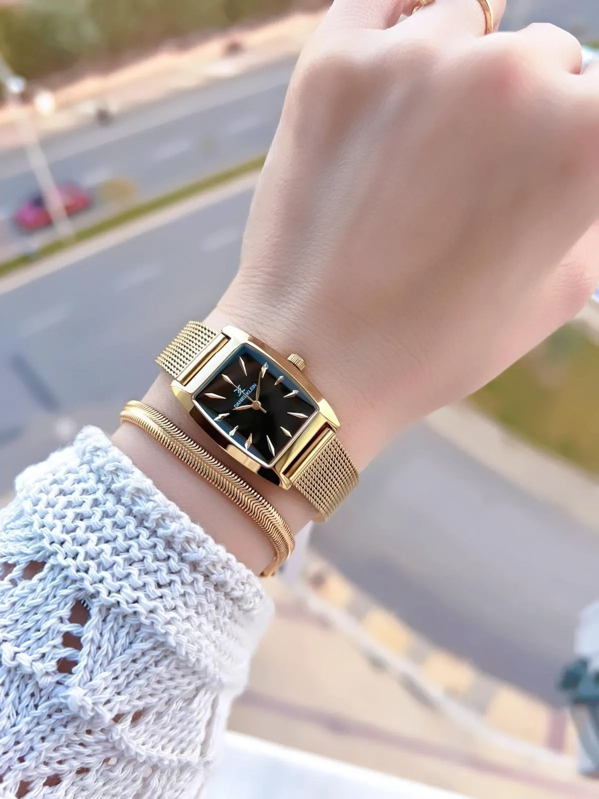 Daniel Klein Çelik Hasır Kordon 2 Yıl Garantili 3Atm Suya Dayanıklı Kadın Kol Saati+Bileklik B141193