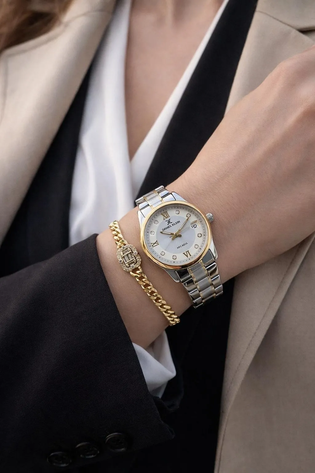 Daniel Klein Çelik Kordon 30 Mt Suya Dayanıklı Özel Tasarım Kadın Kol Saati + Bileklik VS.BLKT.0846