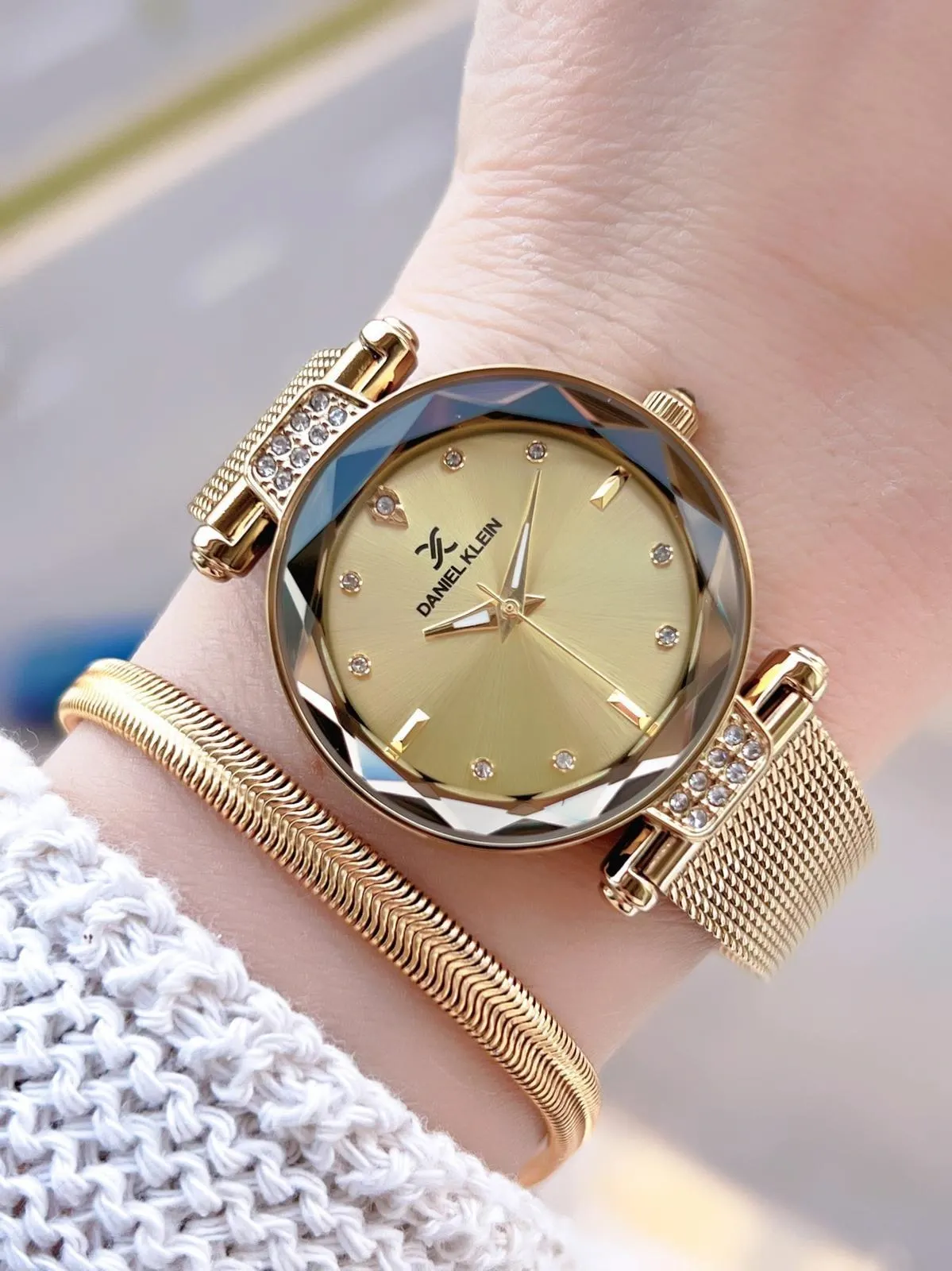 Daniel Klein Çelik Kordonlu 2 Yıl Garantili 3 Atm Suya Dayanıklı Kadın Kol Saati+Bileklik BF.10981.3