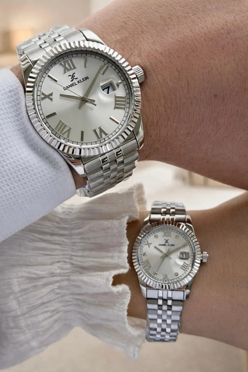 Daniel Klein Çiftlere Ve Sevgililere Özel 5 Atm 2 Yıl Garantili Bay Ve Bayan Çift Saati CF.00M1