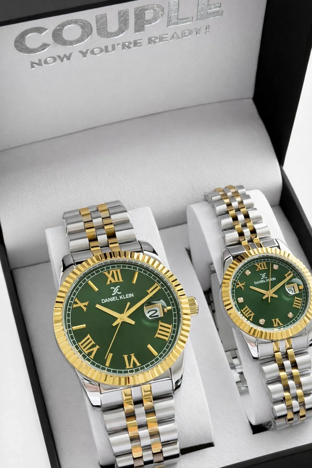 Daniel Klein Çiftlere Ve Sevgililere Özel 5 Atm 2 Yıl Garantili Bay Ve Bayan Çift Saati CF.00M5