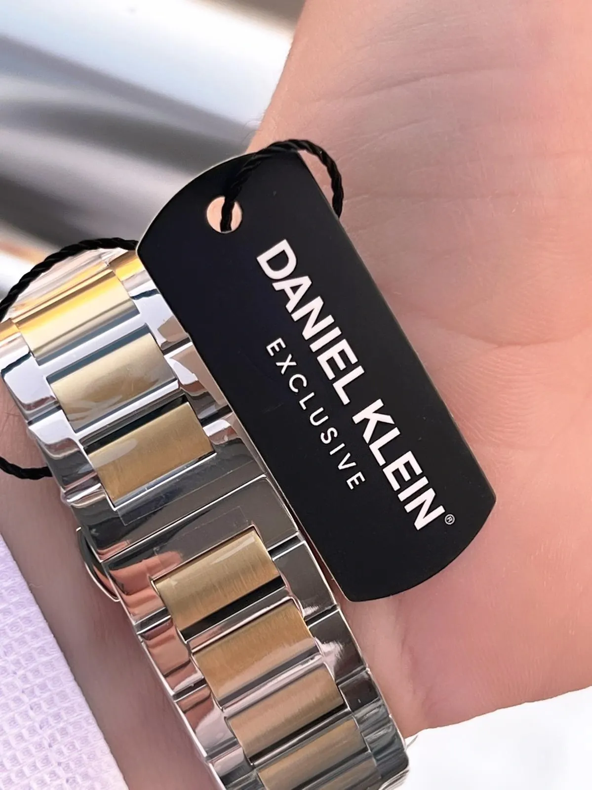 Daniel Klein Erkek Kol Saati 30 Metre Suya Dayanıklı Çelik Kordon + Bileklik Hediyeli VS.BLKT.0662