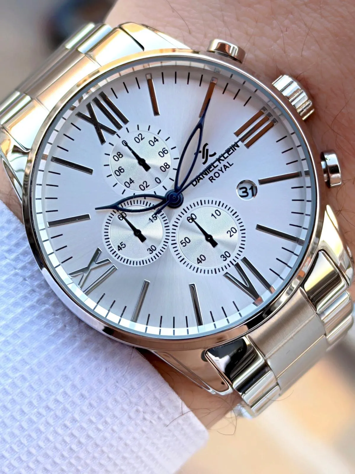 Daniel Klein Erkek Kol Saati 30 Metre Suya Dayanıklı Çelik Kordon + Bileklik Hediyeli  VS.BLKT.0717