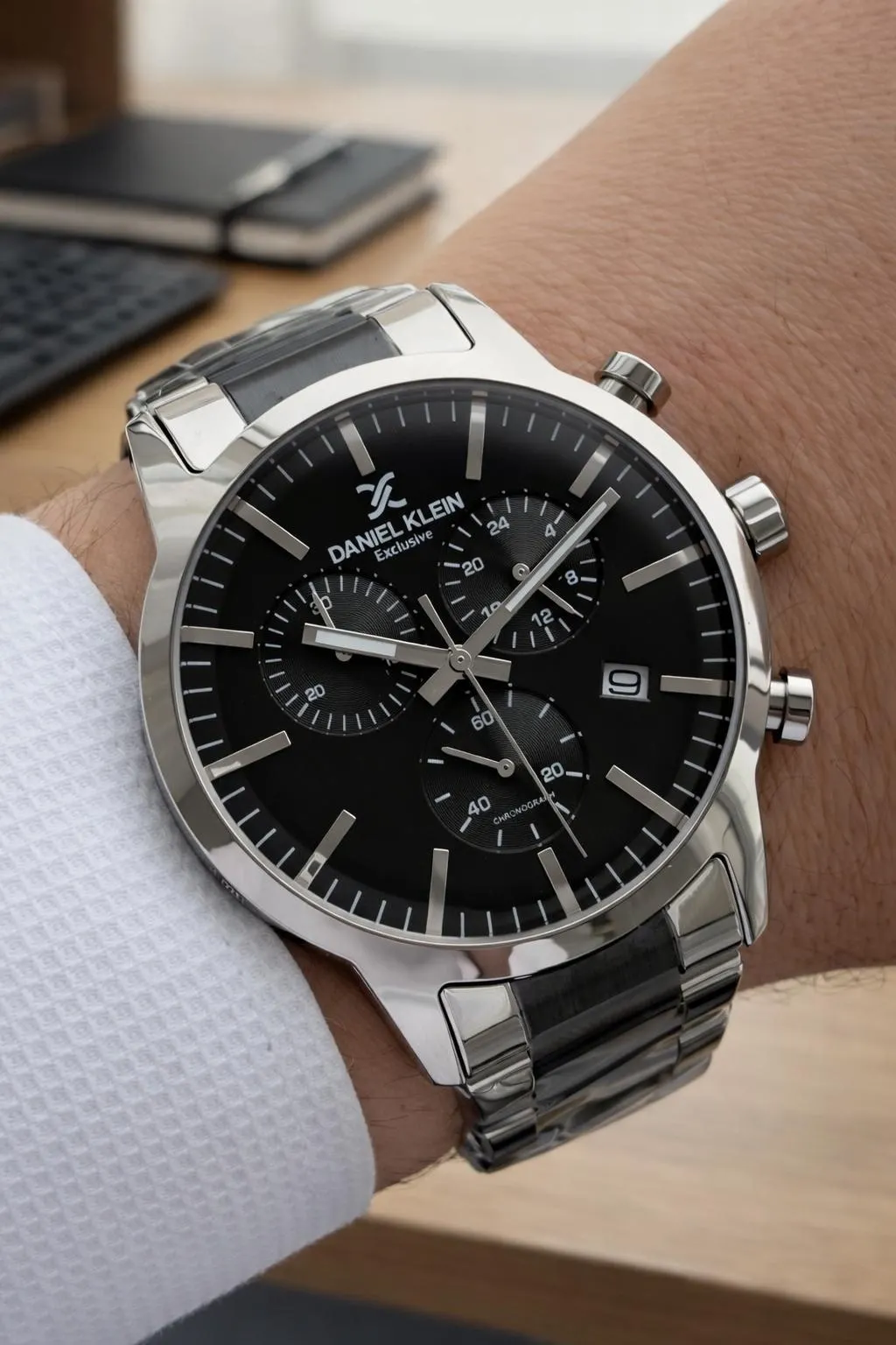 Daniel Klein Erkek Kol Saati 30 Metre Suya Dayanıklı Çelik Kordon + Bileklik Hediyeli VS.BLKT.0814