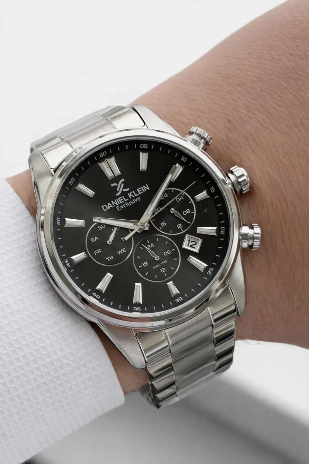 Daniel Klein Erkek Kol Saati 30 Metre Suya Dayanıklı Çelik Kordon + Bileklik Hediyeli VS.BLKT.0819