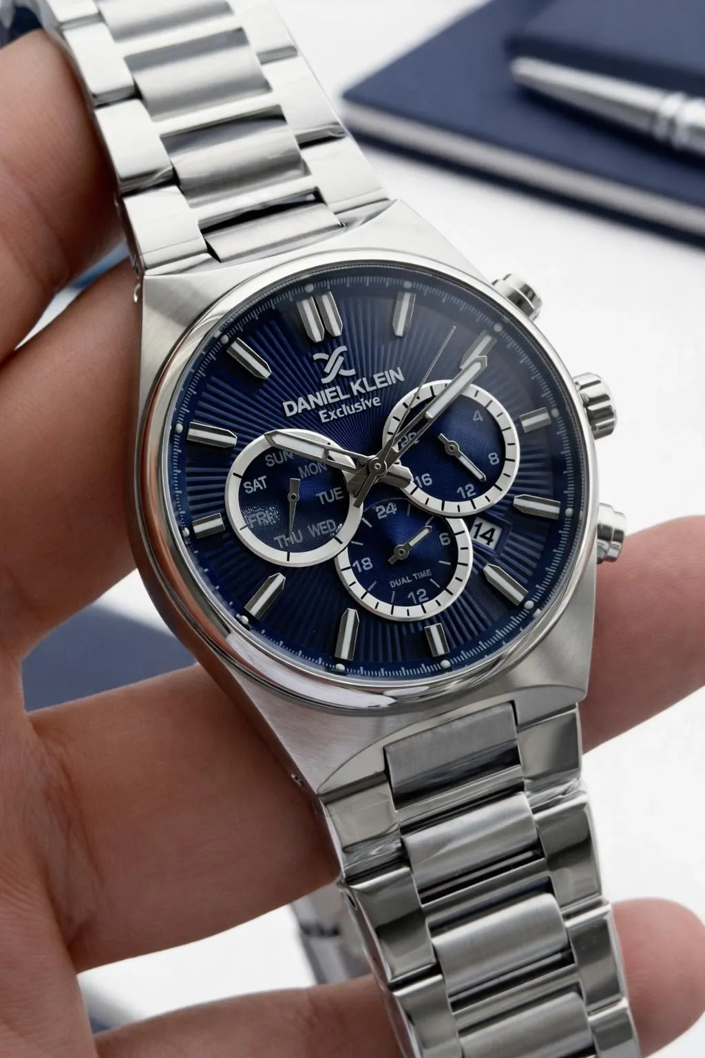 Daniel Klein Erkek Kol Saati 30 Metre Suya Dayanıklı Çelik Kordon + Bileklik Hediyeli VS.BLKT.0820