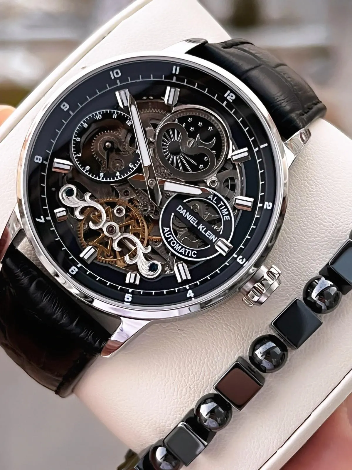 Daniel Klein Otomatik Erkek Kol Saati 30 Metre Suya Dayanıklı Deri Kordon + Bileklik Hediyeli VS.BLKT.0712