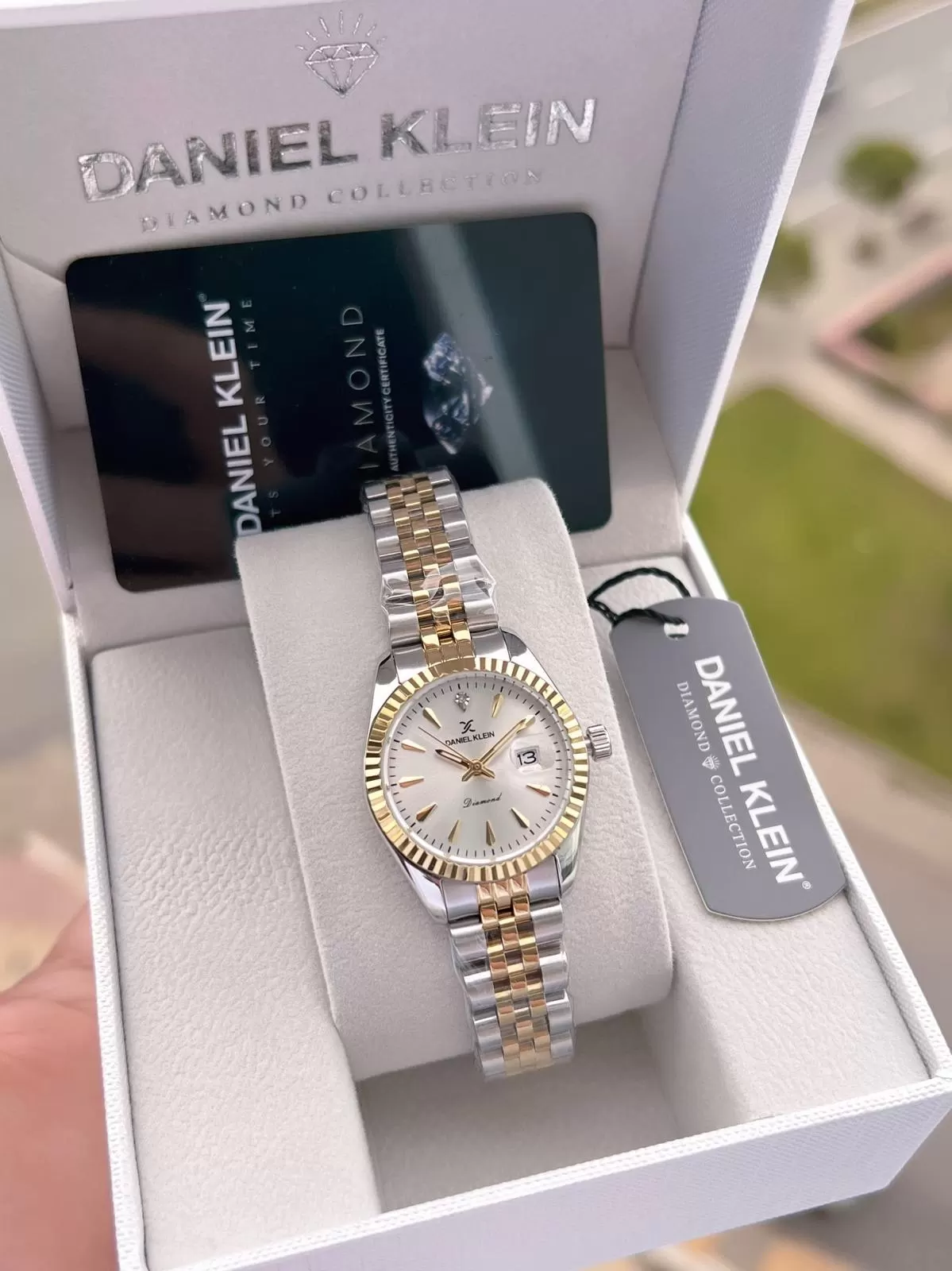 Daniel Klein Pırlanta Taşlı Çelik Kordon 3 Atm Suya Dayanıklı Özel Tasarım Kadın Kol Saat+Bileklik VS.BLKT.0356
