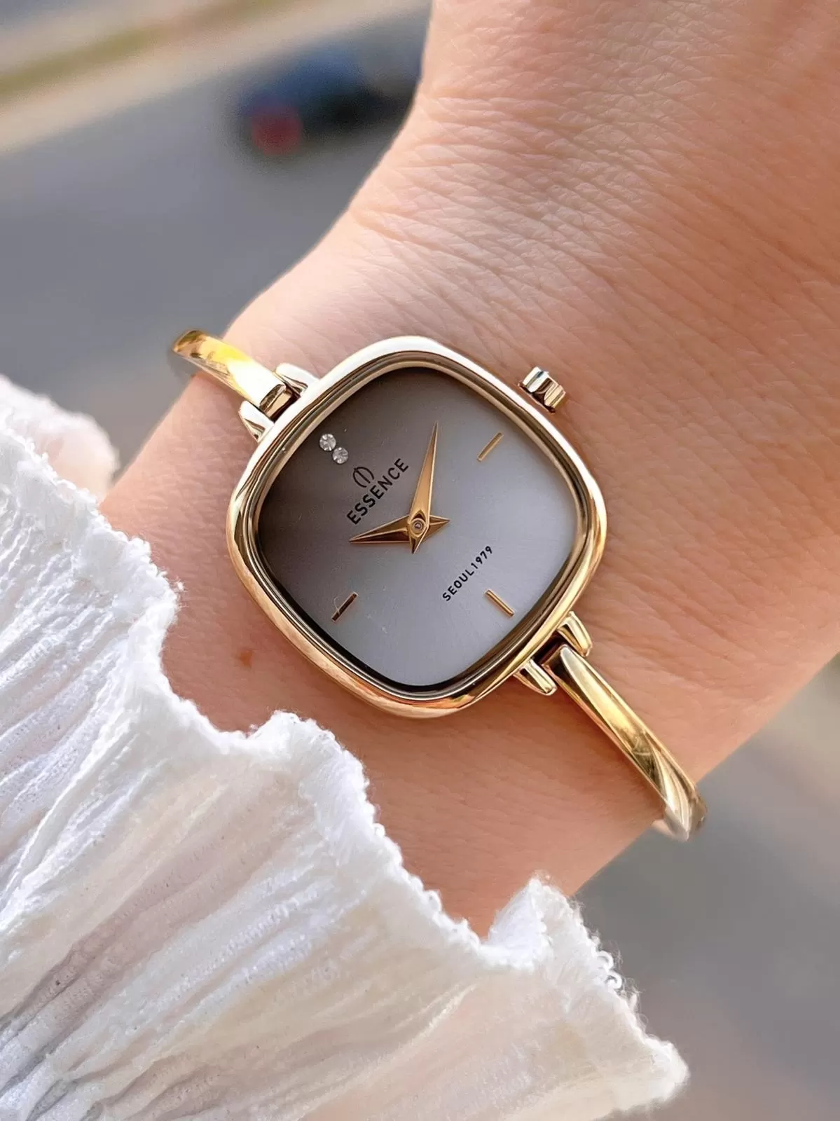 Essence Vintage Seri Küçük Kasa Çelik Kararma Renk Atma Yapmaz Kadın Kol Saat+Bileklik BD1222.140