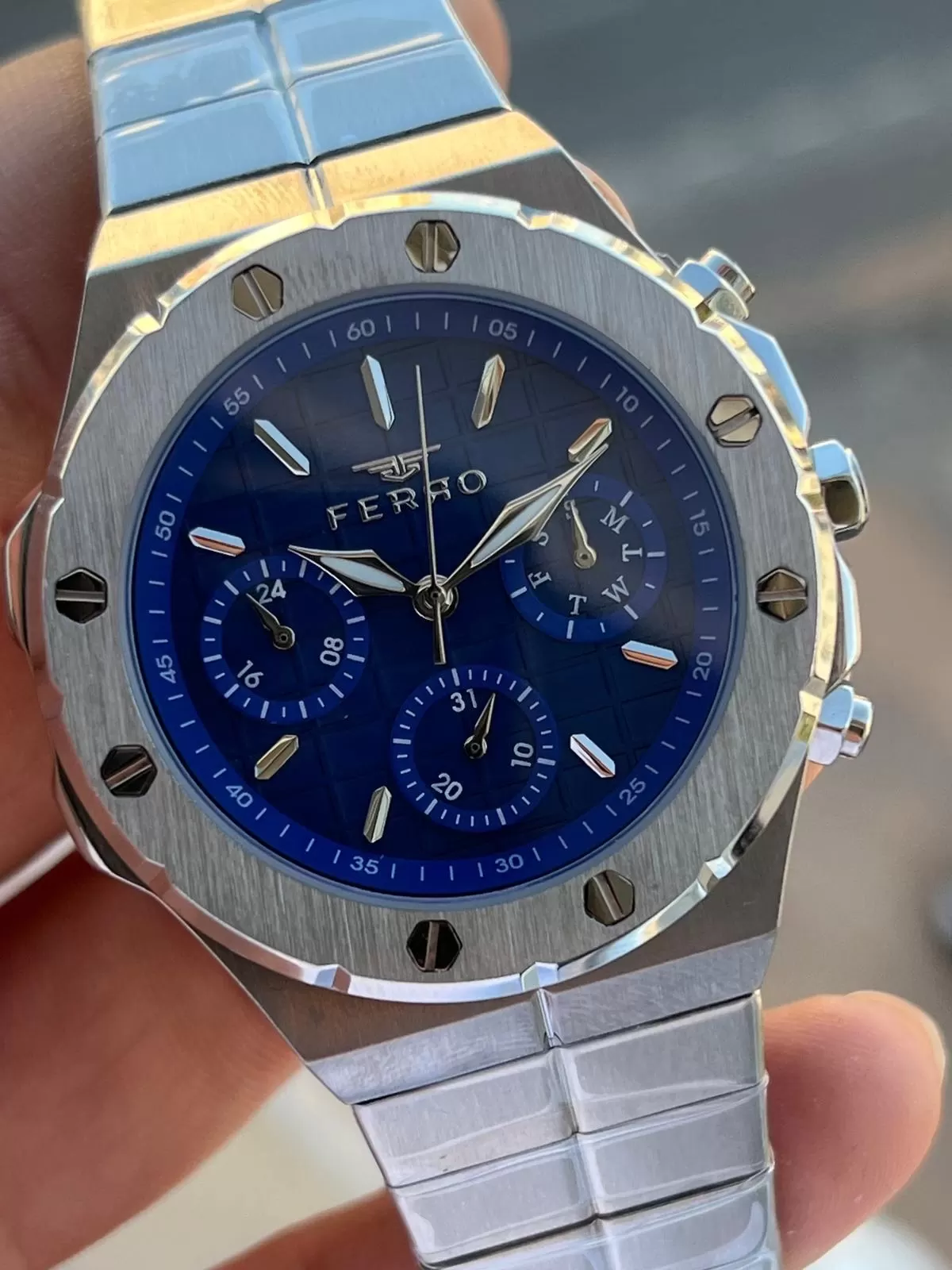 Ferro Çelik Kordon İç Fonksiyonları Aktif Chronograph 30 Mt Su Geçirmez Erkek Kol Saati EFM.43002.A3