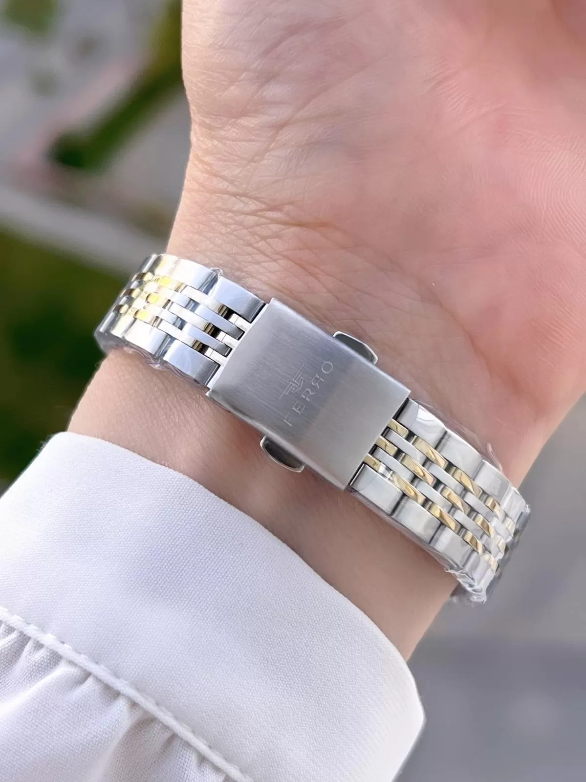 Ferro Çelik Kordon Oval Kasa İTALIAN DESIGN 2 Yıl Garantili Kadın Kol Saati+Bileklik EFL40145-M6
