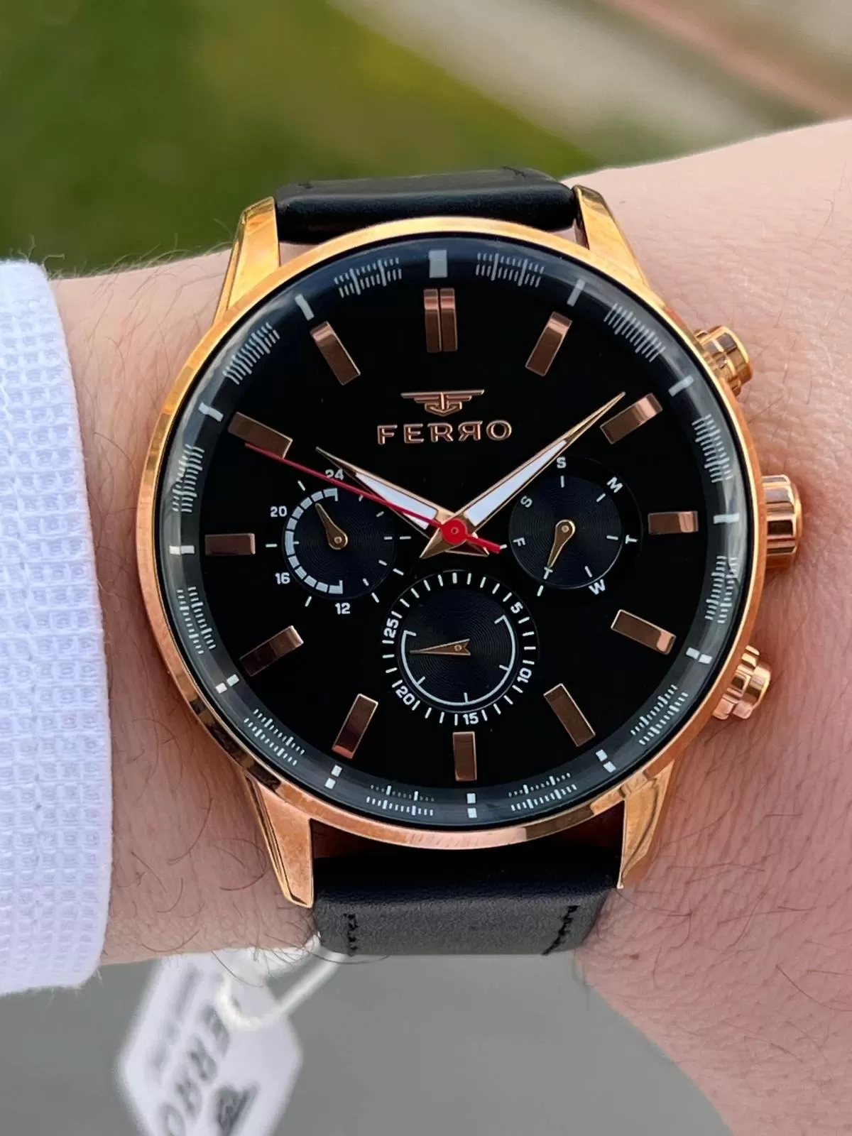 Ferro Takvimli+İç Fonksiyonları Aktif Siyah Renk Deri Kordon 3 Atm Erkek Kol Saat EFM1108-R