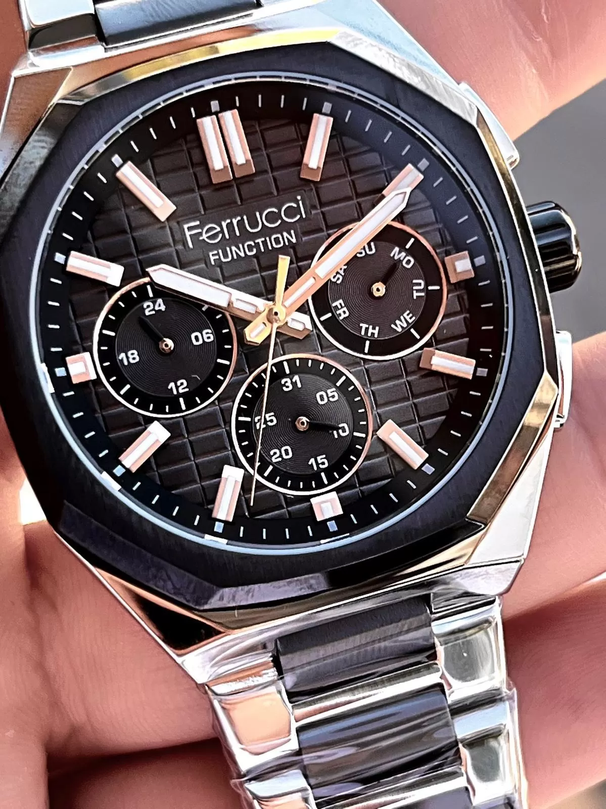 Ferrucci 2 Yıl Garantili Çelik Kordon İç Kadran Özellikleri Aktif 3 Atm Erkek Kol Saati EF.03372.03