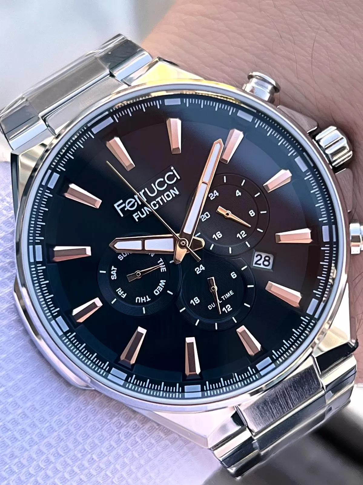 Ferrucci 2 Yıl Garantili Çelik Kordon İç Kadran Özellikleri Aktif 3 Atm Erkek Kol Saati EF.12654.02