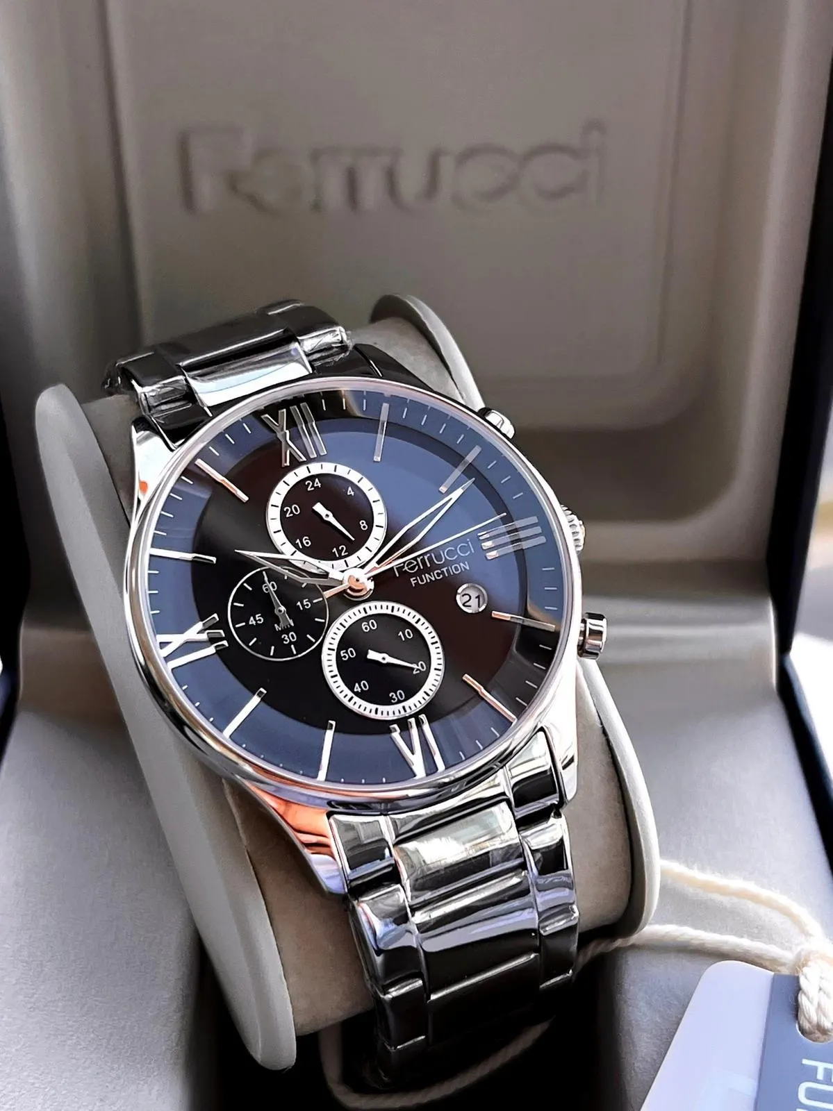 Ferrucci İç Fonksiyonları Aktif Takvim Ve Gün 30mt Suya Dayanıklı Çelik Kordon Erkek Kol Saati VS.BLKT.0599