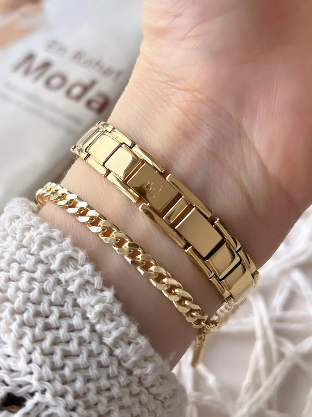 Ferrucci Kadın Kol Saati+Bileklik Özel Seri Çelik Kordon Kararma Renk Atma Yapmaz VS.BLKT.0743