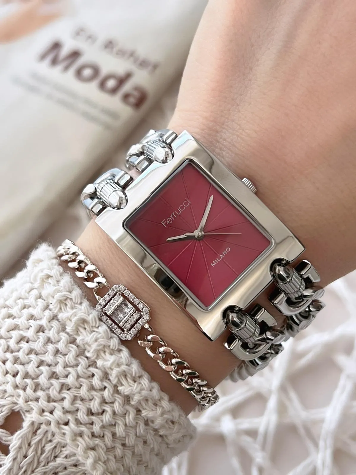 Ferrucci Kadın Kol Saati+Bileklik Özel Seri Çelik Kordon Kararma Renk Atma Yapmaz VS.BLKT.0766