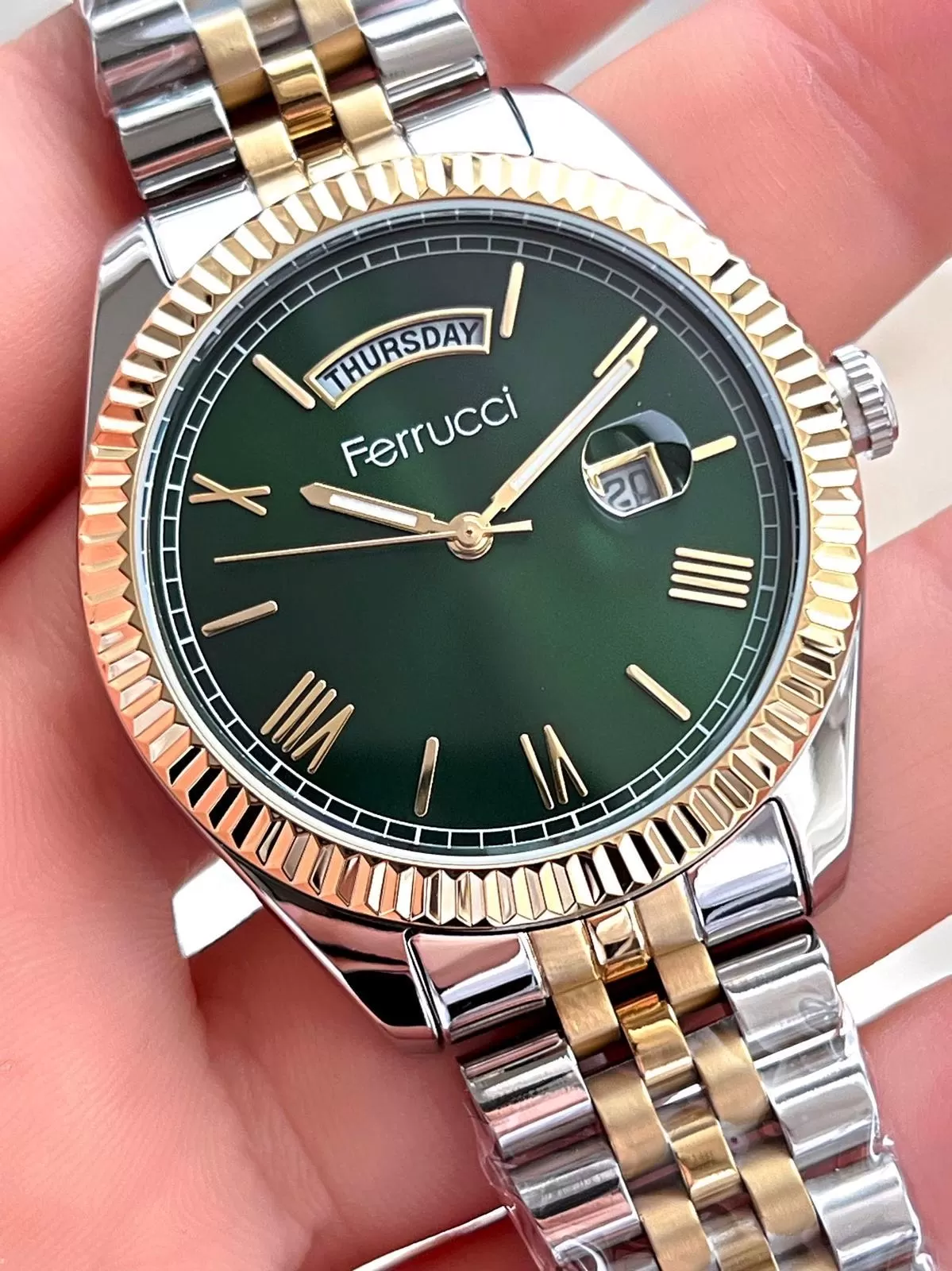 Ferrucci Rolex Model Çelik Kordon Takvimli Kadran 30 Mt Suya Dayanıklı Erkek Kol Saati FEC.13029M04