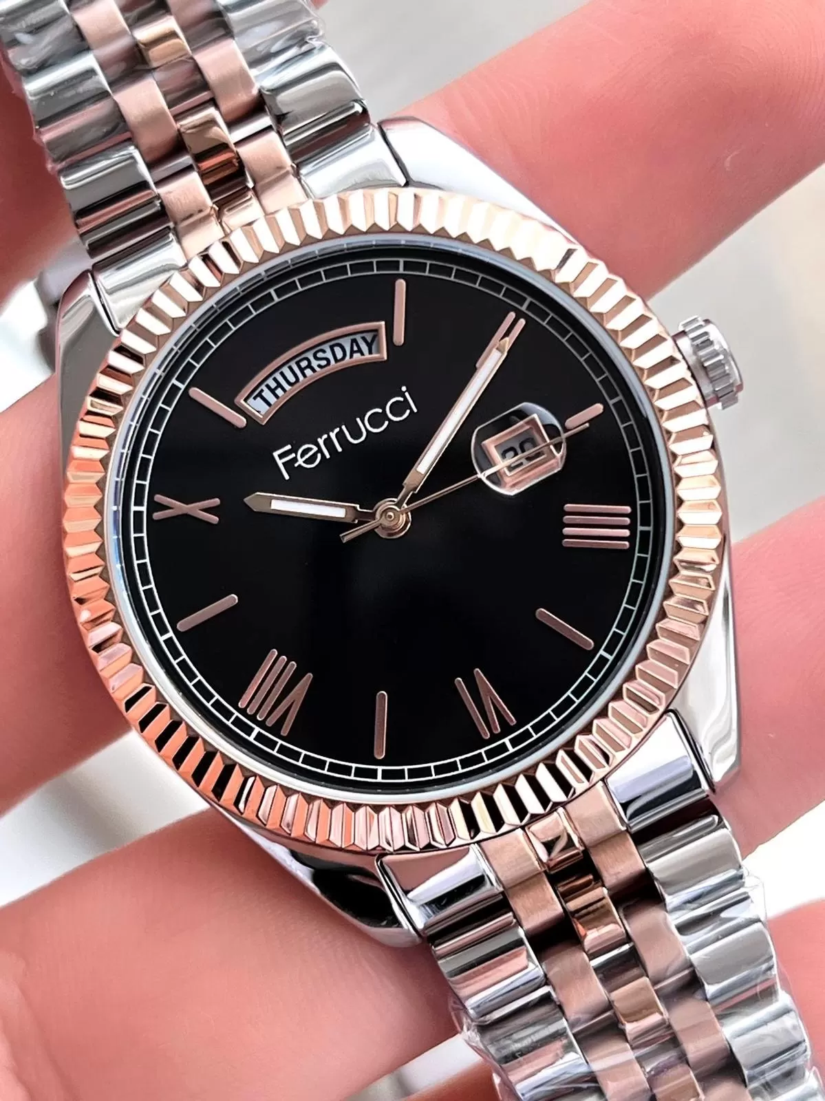 Ferrucci Rolex Model Çelik Kordon Takvimli Kadran 30 Mt Suya Dayanıklı Erkek Kol Saati FEC.13029M02