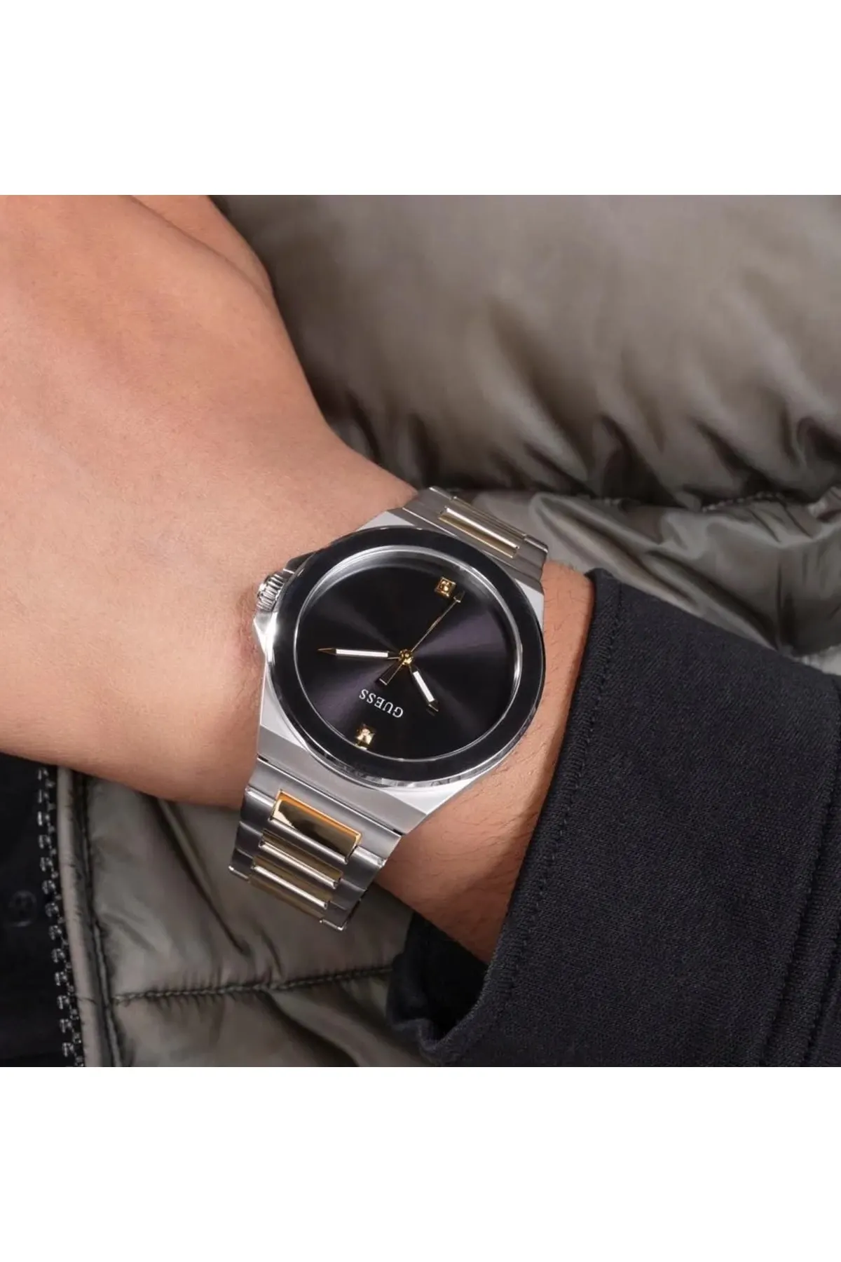 Guess GUGW0833G3 Pırlantalı Erkek Kol Saati