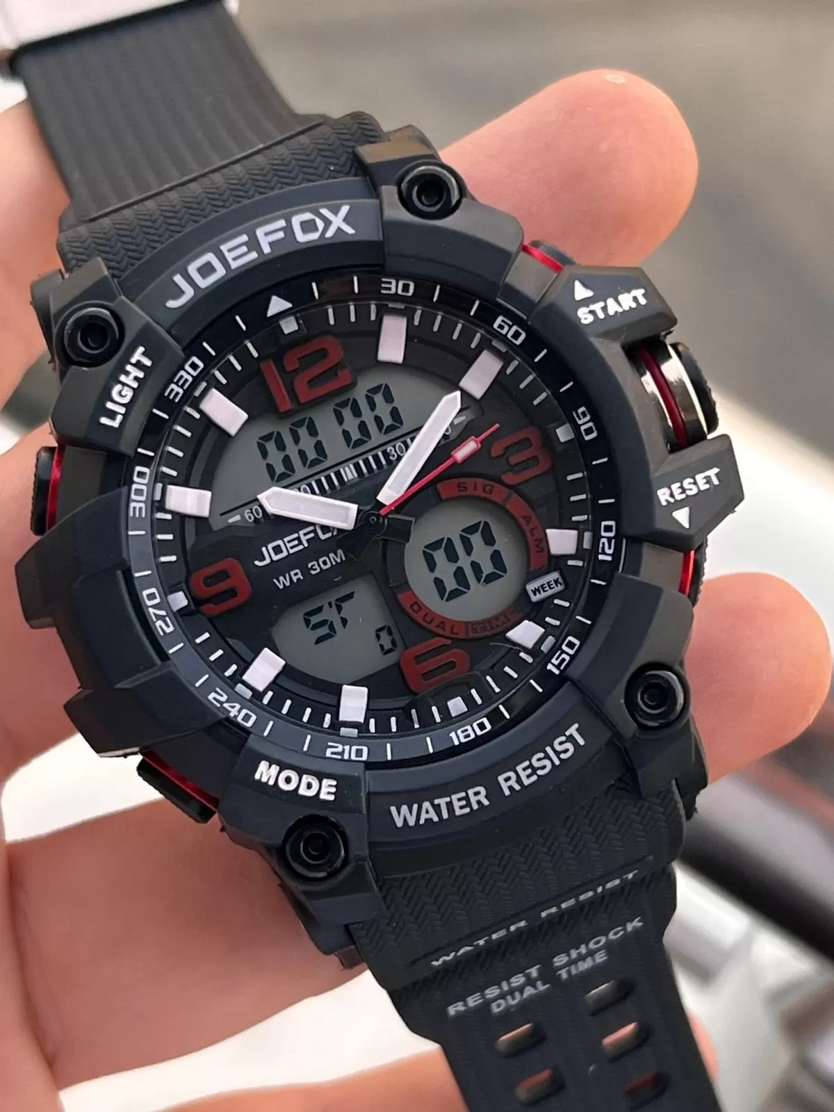 Joefox Digital Ve Analog 2 Yıl Garantili Kronmetre+Takvim+Alarm+Aydınlatma Erkek Kol Saati JOE.BK04