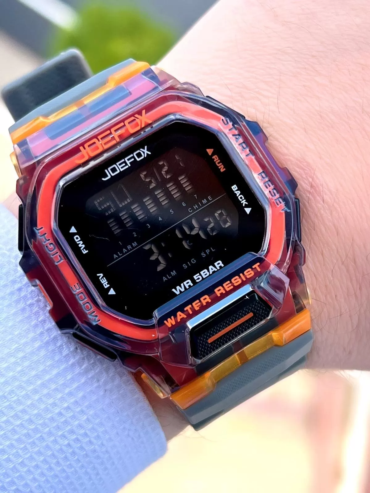 Joefox G-SHOCK Kasa Çok Renkli Digital 5Atm Suya Dayanıklı 2 Yıl Garantili Spor Kol Saati J-GS06